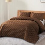 Exclusivo Mezcla Brown Quilt Set Queen Size (90″x96″), Lightweight Summer Quilt Full Queen for All Seasons, Soft Modern Geometric Bedspread Coverlet, 3 Piece (1 Quilt, 2 Pillow Shams)