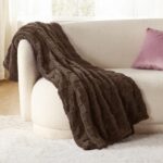 Bedsure Sugar Brown Fleece Blanket for Couch – Super Soft Cozy Blankets for Women, Cute Small Blanket for Girls, 50×60 Inches